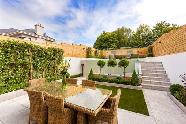 Le Guide Ultime pour Choisir le Salon de Jardin Parfait